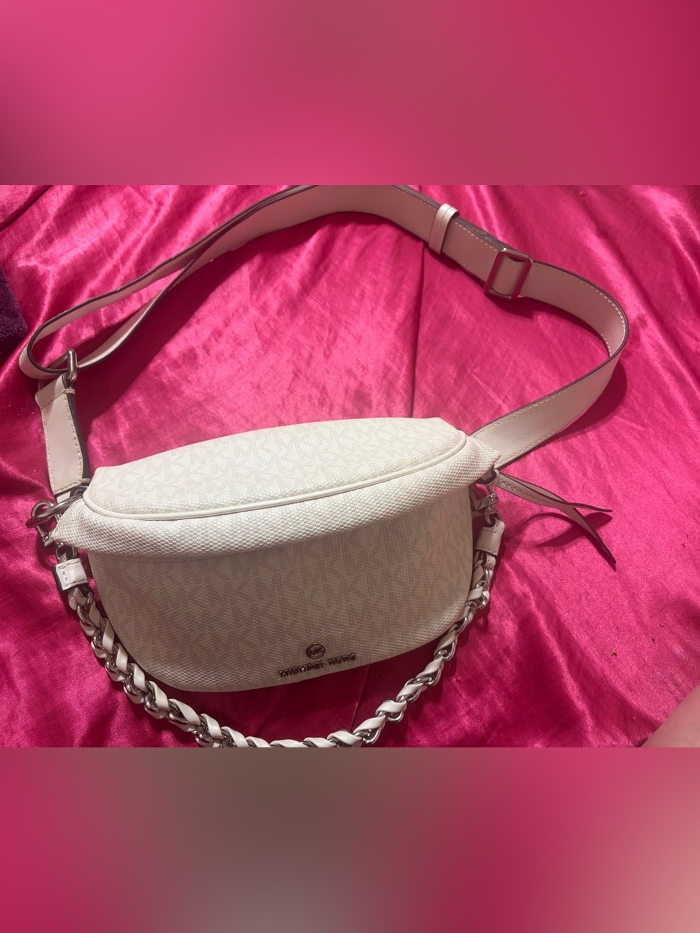 Michael Kors white and silverLogo-Print bum bag